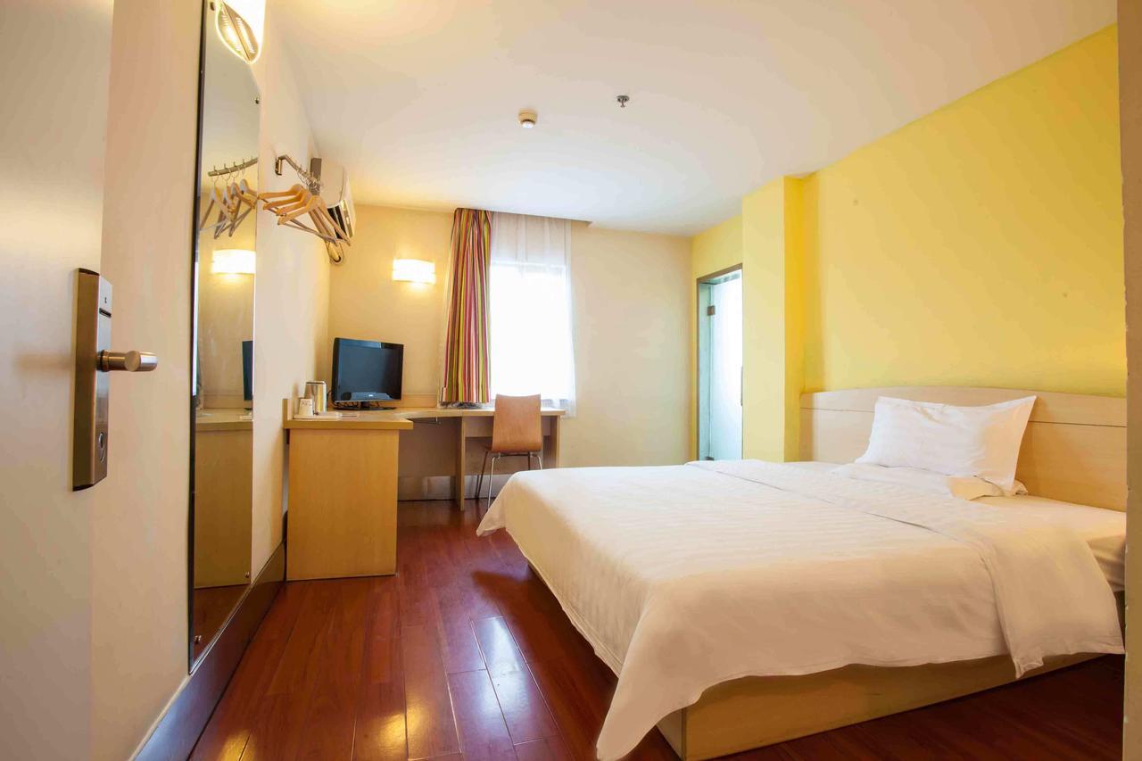 7Days Inn Dongguan Conference & Exhibition Center Ruang foto