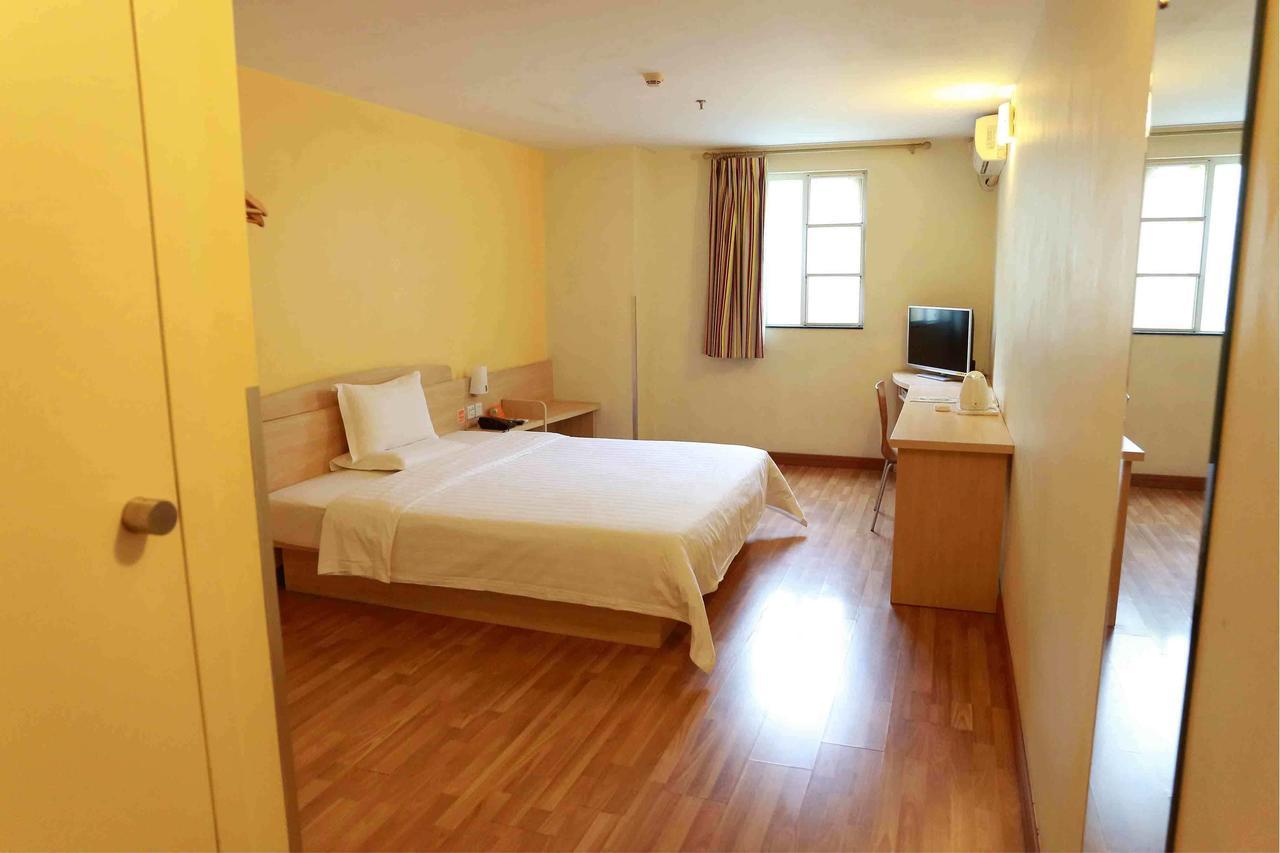 7Days Inn Dongguan Conference & Exhibition Center Ruang foto