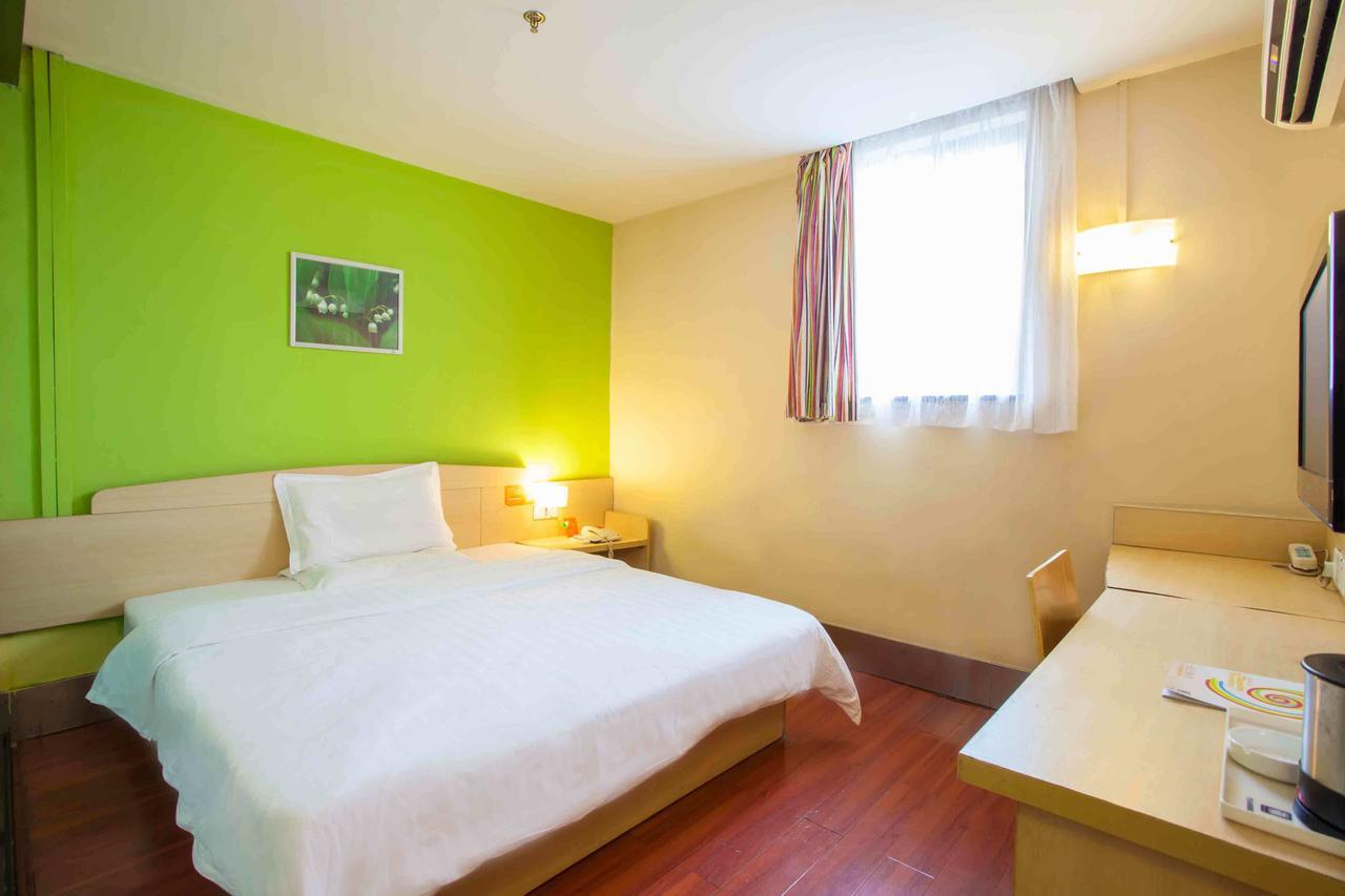 7Days Inn Dongguan Conference & Exhibition Center Ruang foto
